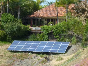 Ground-mount systems (below) are also popular in the Palisades. Photo courtesy of Suntricity, Inc.