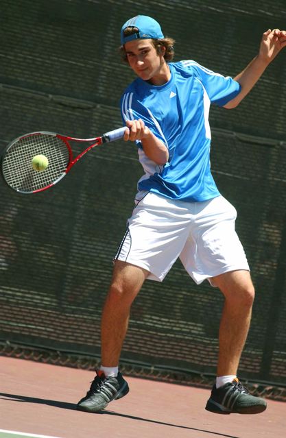 Palisades' Jeremy Shore (above) and doubles partner Matt Goodman advanced to Tuesday's third round of the City Individuals in Encino.