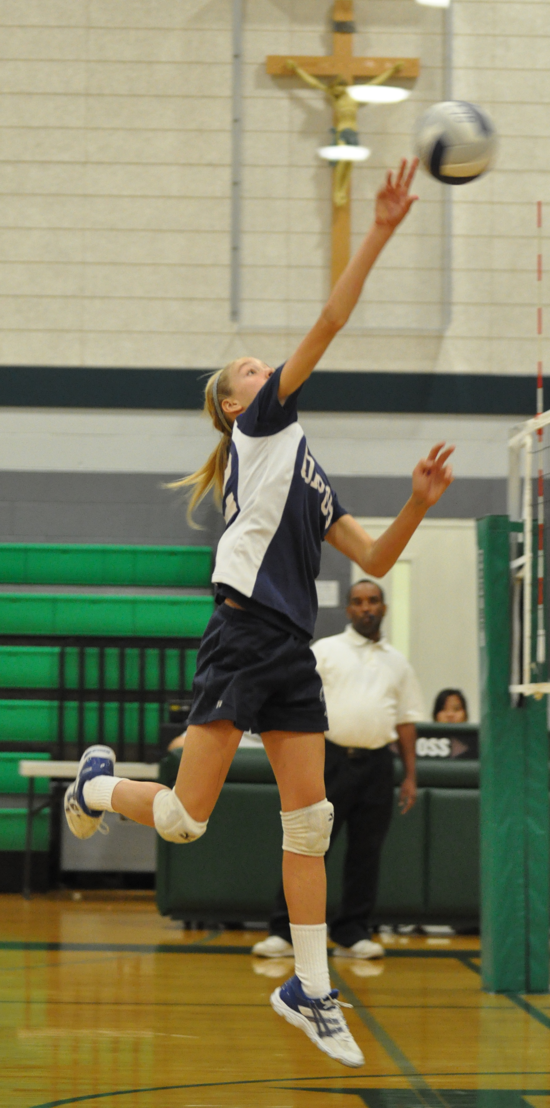 Seventh-grader Charlie Robinson and the Corpus Christi girls' volleyball team advanced to the quarterfinals of the CYO playoffs, Photo: Stephanie Houge