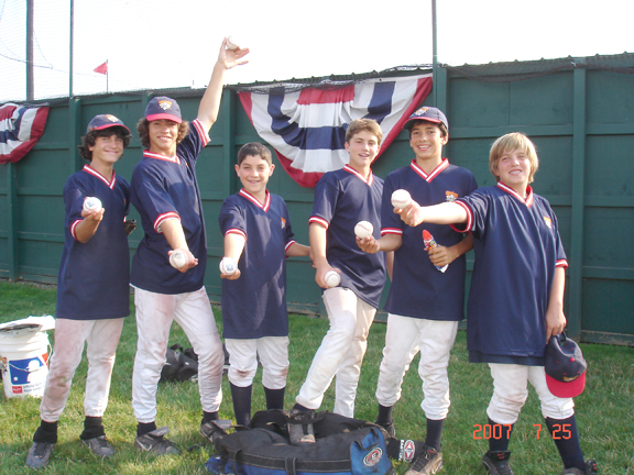 Palisades Predators (from left) Jack Jordan, Sam Wasserman, Jackson Nethercot, Charlie Jeffers, Chad Kanoff and Nathan Dodson all hit home runs at the Hall of Fame Invitational in Cooperstown, N.Y. Photo courtesy of Ben Nethercot