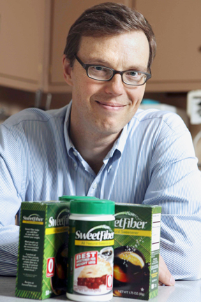 Scott Taylor with SweetFiber, a sugar substitute with no artificial ingredients, that can be purchased at Gelson's.
