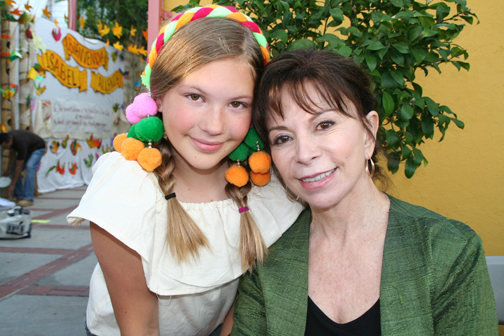 Seven Arrows fourth grader Ruby Wilks with Isabel Allende during the author's visit to Pacific Palisades.