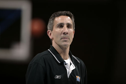 Former Palisadian Chip Engelland, the San Antonio Spurs shooting coach, has worked closely with the likes of Steve Kerr and Tony Parker.  Photo: NBAE/Getty Images