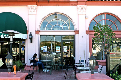 Subway owners had two awnings removed from the front of the building in order to allow more light to shine in the store, as well as the second floor entryway. The Design Review Board said awnings needed to be replaced. Rich Schmitt/Staff Photographer