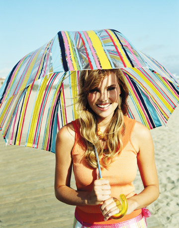 Rick Steil took photographs for an ad for Dillard's, a coast-to-coast retail department store. It was shot at Santa Monica beach close to the pier and ran in 