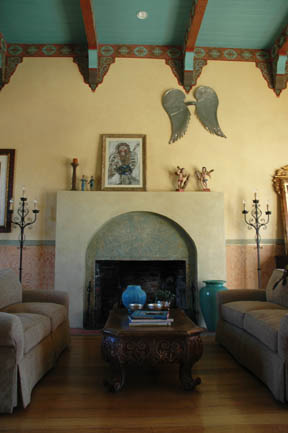 14974 Corona del Mar.   Photo by Kevin Smith
