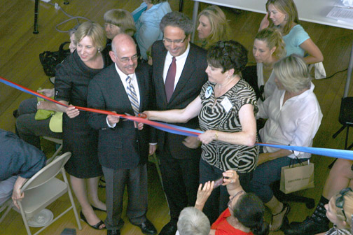 From left to right, L.A. City Controller Wendy Greuel, Rep. Henry Waxman, Santa Monica Mayor Richard Bloom and Pacific Palisades Democratic Club President Melissa Grant at Thursday's ribbon-cutting ceremony in Santa Monica. Rich Schmitt/Staff Photographer