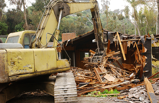 On Monday, this house at 921 Greentree Rd. in Rustic Canyon, which Mehr and Vickey Beglari purchased two years ago, was torn down to make way for a new 7,000-sq.ft. house.