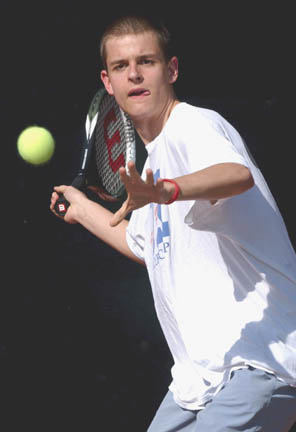 Sophomore George Hudak and the Palisades High varsity tennis team remained undefeated in Western League play last week.