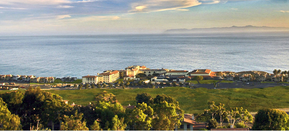 Terranea, located on the Palos Verdes peninsula with dramatic views of Catalina Island, offers a 360-room hotel, 20 bungalows, 50 oceanfront casitas and 32 ocean-view villas, plus a 9-hole golf course, a 25-room spa, three ocean-view pools, scenic bluff-top trails, and a secluded beach cove.