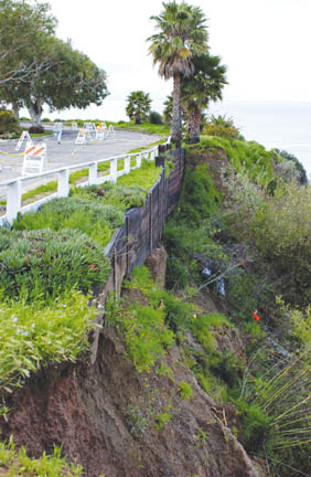 Via de las Olas residents are warning city officials that the wooden bulkhead supporting a section of the street between Lombard and Friends should be replaced with a more stabilizing cement structure.